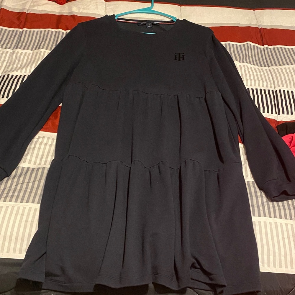 Tommy Hilfiger Black Tiered Long Sleeve Tunic Top